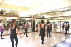 １０月１７日水曜ローズクラス（大人バレエ）、サファイアクラス、クラシックバレエ初中級