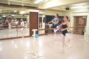 １０月１３日（土）ポアント初級・ガーネット合同クラス