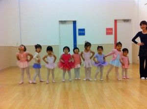 2月24日東雲カルチャークラス（2･3才ベビーバレエ、3~6才バレエ、6才~バレエ）