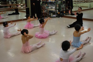 ２月４日火曜ルビーAクラス（３~６才バレエ）