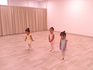 ７月３１日葛西カルチャー　杉もとみな子の「初めて出会うベビーバレエ」