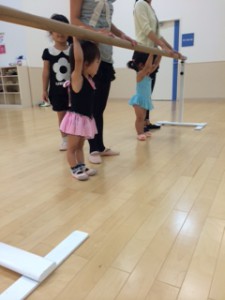 9月15日、22日東雲カルチャー　ママと一緒にベビーバレエ