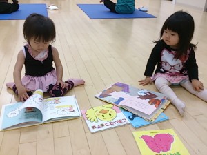 12月22日月曜イオンカルチャークラブ東雲店　杉もとみな子の「ママと一緒に親子バレエ」
