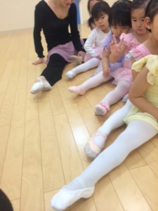 12月22日月曜イオンカルチャークラブ東雲店　杉もとみな子の「初めて出会うベビーバレエ」