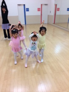 1月５日イオンカルチャークラブ東雲店　杉もとみな子の「初めて出会うベビーバレエ」