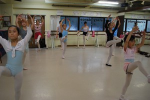 4月4日土曜エメラルド&ガーネットクラス（小学4年生～中学3年生・クラシックバレエ）