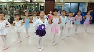 4月22日水曜サファイアクラス（小学1年生～3年生・クラシックバレエ）