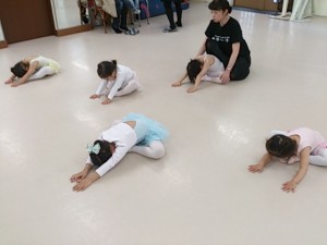 4月7日火曜ルビーAクラス(3才〜6才・クラシックバレエ・歌・読み聞かせ・お話創り)