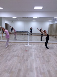 6月11日・18日イオンカルチャークラブ葛西店ジュニアクラス（ミントクラス）　小学生クラシックバレエ・歌