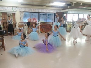 7月25日土曜エメラルド&ガーネット（小学4年生～中学3年生・クラシックバレエ）