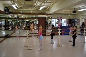 8月22日土曜サファイアクラス（６～９才クラシックバレエ）