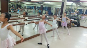 8月26日水曜サファイアクラス（小学1年生～3年生・クラシックバレエ）