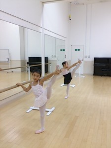 10月5日イオンカルチャークラブ東雲店 小学生 ジュニア キッズ クラス ドリームパフェスタジオ Dream Parfait Studio