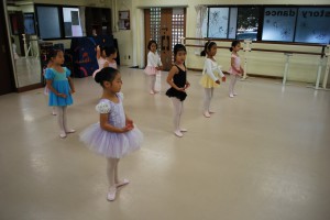 11月12日木曜ルビークラス（3才～6才・クラシックバレエ・歌・読み聞かせ・お話創り）