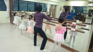 11月13日金曜ルビー（3～6才・クラシックバレエ・歌・読み聞かせ・お話創り）