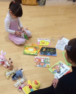 1月4日イオンカルチャークラブ東雲店「ベビーBクラス」（2才・３才バレエ、歌、読み聞かせ、お話創り）