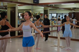 1月16日土曜エメラルド＆ガーネットクラス（９～１５才クラシックバレエ）