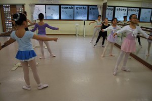 2月20日　土曜サファイアクラス（６～９才クラシックバレエ）