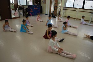 3月17日木曜ルビークラス（３～６才バレエ・歌・読み聞かせ・お話づくり）