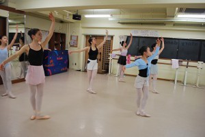 3月17日木曜ポワント初中級クラス