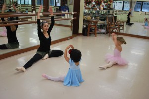 3月18日金曜英語ルビークラス（3歳～6才・クラシックバレエ・歌・お話創り・読み聞かせ）