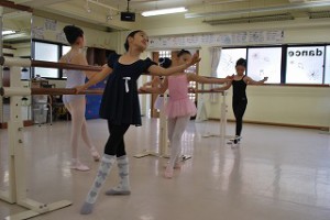 3月26日土曜サファイアクラス（小学1年生～3年生・クラシックバレエ）