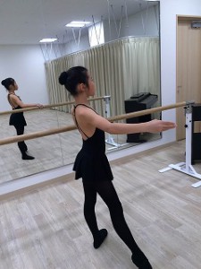 3月17日イオンカルチャークラブ葛西店「ミントクラス」（小学生クラシックバレエ）