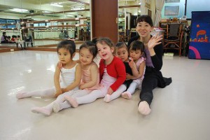 4月28日木曜パールクラス（２才・３才バレエ・歌・読み聞かせ・お話づくり）