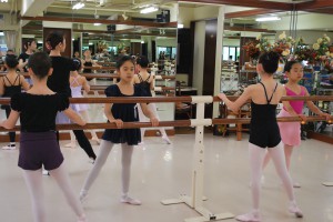 4月23日土曜サファイアクラス（小学1年生～3年生・クラシックバレエ）