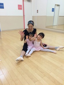 4月18日イオンカルチャークラブ東雲店「ベビーAクラス」（２才・３才バレエ・歌・読み聞かせ・お話づくり）