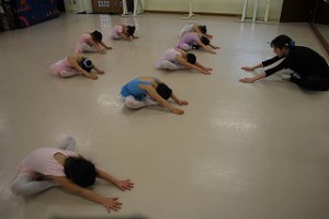 5月17日火曜ルビーＡクラス（3～6才・クラシックバレエ・歌・読み聞かせ・お話創り）