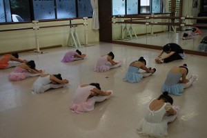 6月7日火曜ルビーAクラス（３～６才バレエ）