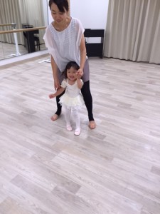 6月30日葛西カルチャークラブママと一緒に英語で親子バレエ