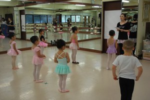 7月12日火曜ルビーＢクラス（３~６才バレエ・歌・読み聞かせ・お話しづくり）