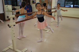 7月9日土曜サファイアクラス（６～９才クラシックバレエ）　