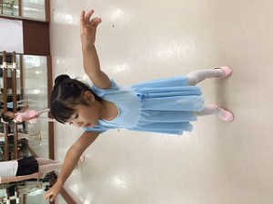 7月1日金曜英語ルビークラス（3才～6才・クラシックバレエ・歌・読み聞かせ・お話創り）