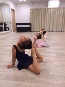 7月21日イオンカルチャークラブ葛西店「ストロベリークラス」（3~6才バレエ・歌・読み聞かせお話しづくり）