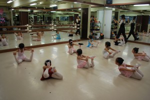 10月11日火曜ルビーＡクラス（3～6才バレエ・歌・読み聞かせ・お話しづくり）