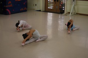 November　4th　（Fri．）　English Ruby Class（金曜英語ルビークラス・3～6才・クラシックバレエ・歌・お話創り・読み聞かせ）