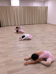 11月3日イオンカルチャークラブ葛西店「ストロベリークラス」（3~6才バレエ・歌・読み聞かせお話しづくり）