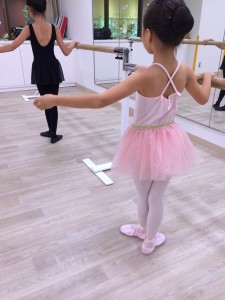 11月3日イオンカルチャークラブ葛西店「ミントクラス」（小学生クラシックバレエ）