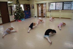 12月20日火曜ルビーAクラス（3～6才バレエ・歌・読み聞かせ・お話しづくり）