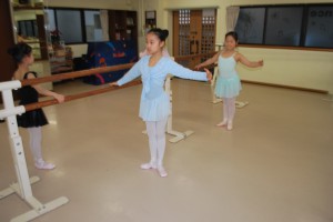 1月25日水曜サファイアクラス（小学1年生～3年生・クラシックバレエ）