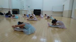 1月23日イオンカルチャークラブ東雲店「ストロベリーAクラス」（3～6才バレエ・歌・読み聞かせ・お話しづくり）