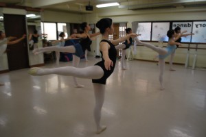 2月25日土曜エメラルド＆ガーネットクラス（9才～15才クラシックバレエ）