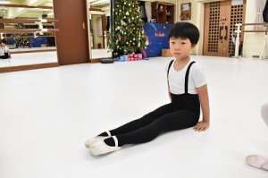 12月2日月曜サファイアクラス（6歳~9歳クラシックバレエ）